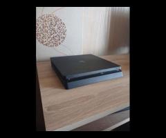 Sony PlayStation 4 slim 500gb yaddaş içinde bir çox oyunlar var