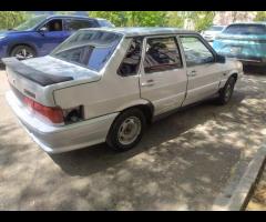 VAZ (LADA) 2115 Samara: 1.6 l | 2005 il 260000 km Sedan - 2
