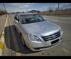 Toyota Avalon: 3.5 l | 2005 il Sedan